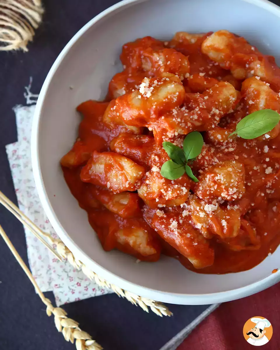 3. Serpenyőben sült gnocchi sorrentina mártással