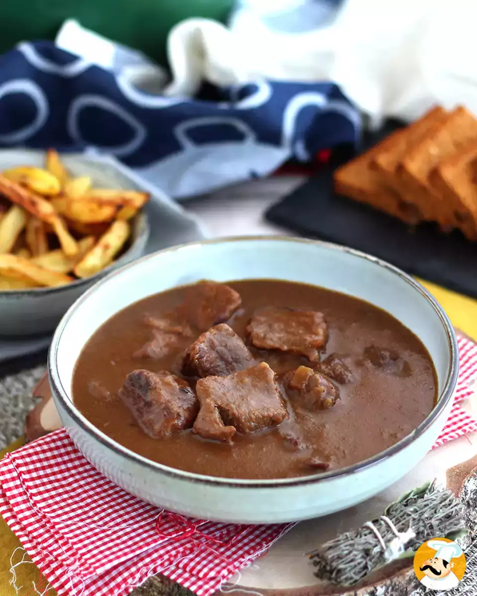 Carbonnade Flamande (hús sörmártásban) rbon