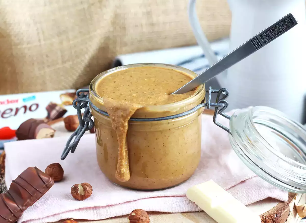 Ez az expressz recept reprodukálja a Kinder Bueno olvadó krémjét (és függőséget okoz!)