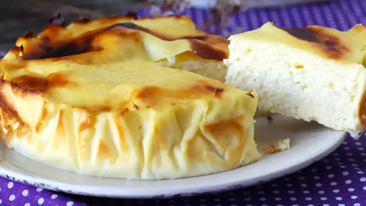 Egészséges sajttorta légsütőben. Az édes vágyat élvezni a gond nélkül.