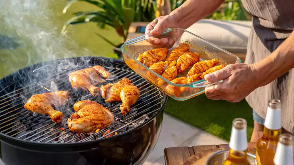 Ez a 6 pác olyan zamatos csirkét készít, hogy a grillparti fénypontja lesz.