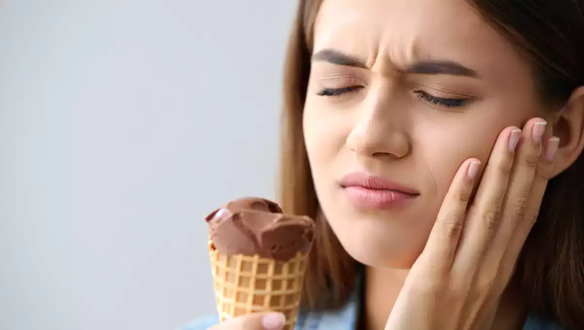 Hidegre érzékeny fogak: milyen természetes tippek enyhítik igazán a fájdalmat?