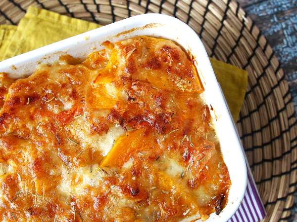 Hogyan készítsünk tökéletes vegetáriánus sütőtök parmigiana-t (még akkor is, ha kezdő vagy a konyhában)