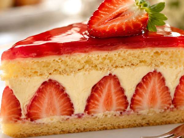 Ikonikus receptek eperrel: a pavlovától a fraisier-ig egy utazás a világ desszertjei körül.