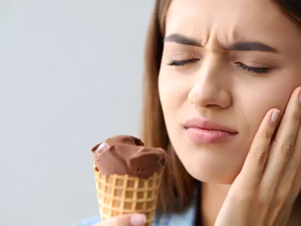 Hidegre érzékeny fogak: milyen természetes tippek enyhítik igazán a fájdalmat?