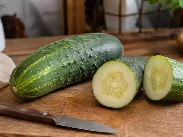 Hogyan lehet felismerni, hogy egy uborka romlott? Milyen jelekre kell figyelni vásárlás előtt?