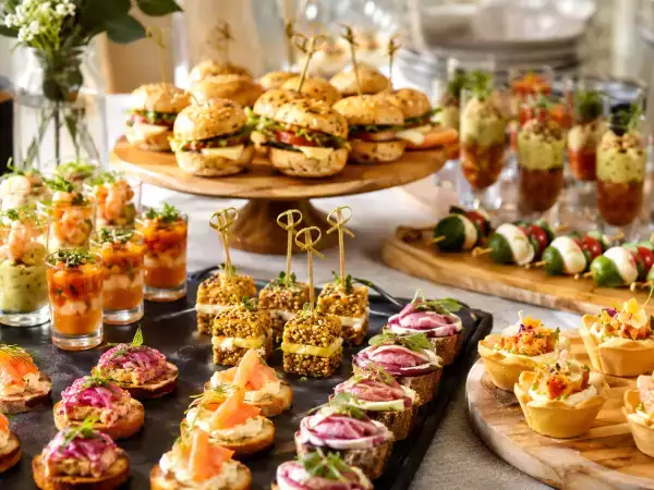 Házi vacsora-büfé: 28 mini recept egy éttermi színvonalú aperitifhez