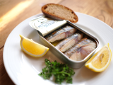 Cikkek: A makrélakonzerv jót tesz az egészségnek? Minden előnye mikroszkóp alatt