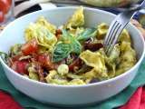 Cikkek: Hideg tortellini-saláta: a puristák talán megvonják az orrukat, de ez hamarabb elfogy, mint a rizssaláta