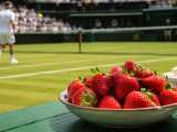 Cikkek: Wimbledonban mindenki a nyár legvitatottabb eperéről beszél: íme, miért vált ez a téma ilyen népszerűvé