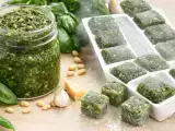 Cikkek: Nyáron elkészített és télre lefagyasztott pesto: mennyi ideig tart valójában, és hogyan kell tárolni, hogy ne romoljon meg