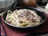 Recept Tészta szalonnával: egyszerű, olcsó és krémes
