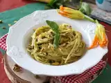 Recept Tészta cukkinivirággal, ricottával és pisztáciával