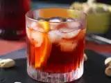 Recept Negroni: a recept a megfelelő adagokkal az otthoni elkészítéséhez
