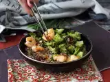 Recept Brokkoli és garnélarák fűszeres koreai mártásban - egyszerű, kiegyensúlyozott és fűszeres étel