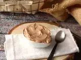 Recept Nutella krémkenőcs, tökéletes a sütemények és réteges torták tetejére.