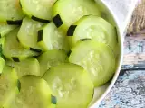 Recept Hogyan főzzem a cukkinit vízben?
