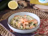 Recept Rizssaláta garnélarákkal, cukkinivel és gyömbérrel