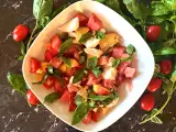 Recept Nyári saláta görögdinnyével, paradicsommal és nektarinnal