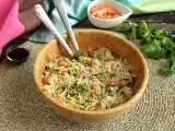 Recept Vermicelli, garnéla, avokádó, tojás és koriander saláta