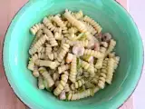 Recept Fusilli cukkinivel, garnélarákkal és gyömbérrel