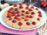 Recept Focaccia cseresznyeparadicsommal