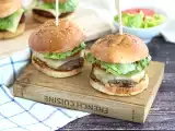 Recept Gyors és egyszerű házi készítésű hamburger