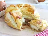 Recept Sonkás-hagymás camembert leveles tészta
