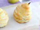 Recept Leveles tészta körte csokoládéval a közepén