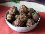 Recept Lágy húsgombócok légsütőben: gyors és egyszerű recept marhahússal