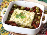 Recept Sült feta szárított paradicsommal és olajbogyóval, mediterrán stílusban