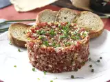 Recept Tartar de fuet: a klasszikus steak-tatár expressz változata
