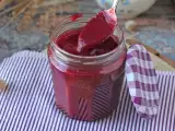 Recept Hogyan készítsünk egyszerű és tökéletes bogyós gyümölcsös coulis-t?