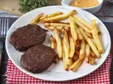 Recept Hogyan készítsünk darált steaket a légsütőben?