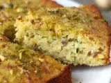 Recept Ultra nedves pisztácia, lime és cukkini torta