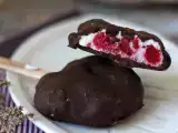 Recept Skyr, málna és csokoládé fagylalt. az egészséges nassolnivaló a napsütéses napokra!