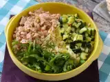 Recept Orzo tésztasaláta lazaccal és cukkinivel