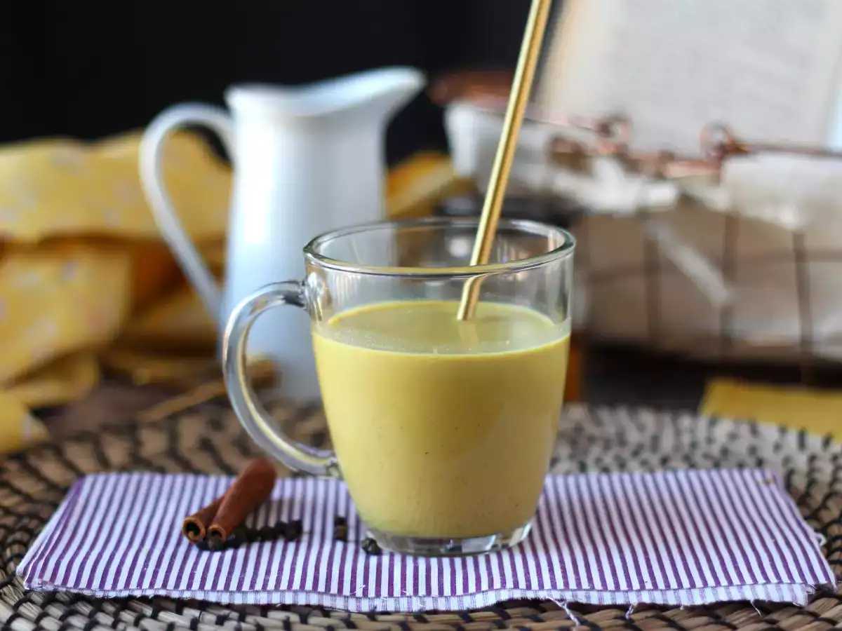 Recept Arany tej: az egészség és a jó közérzet itala!