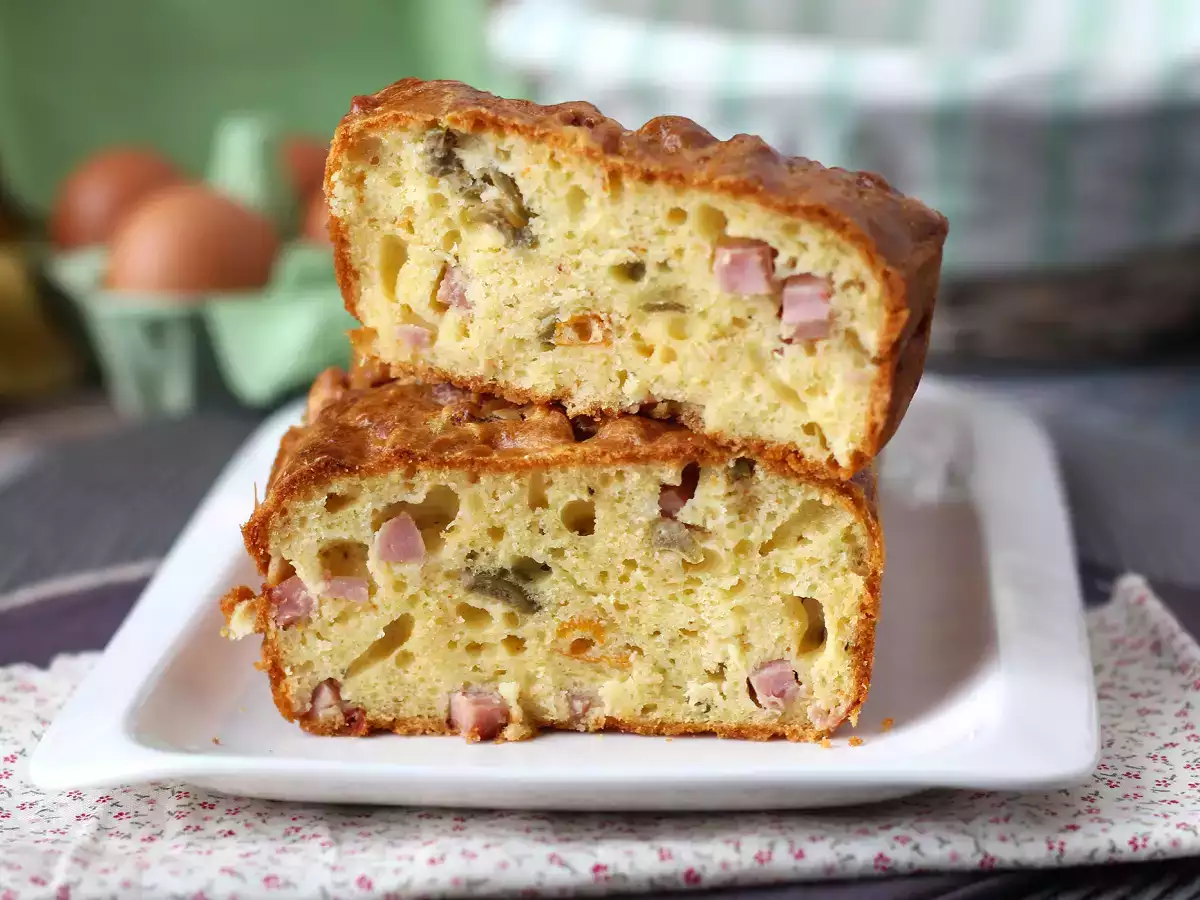 Recept Sonkás, olívabogyós és napon szárított paradicsomos sütemény skyrrel