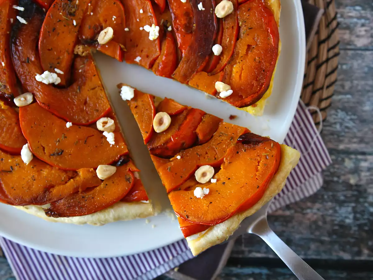 Recept Tökös tatin kecskesajttal és mézzel