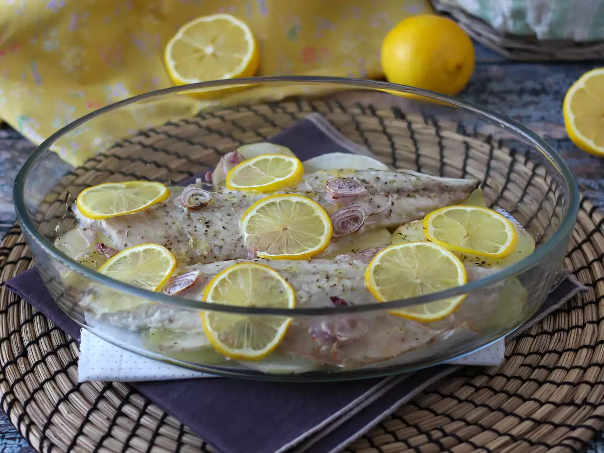 Recept Hogyan kell sütni a makrélát a sütőben?