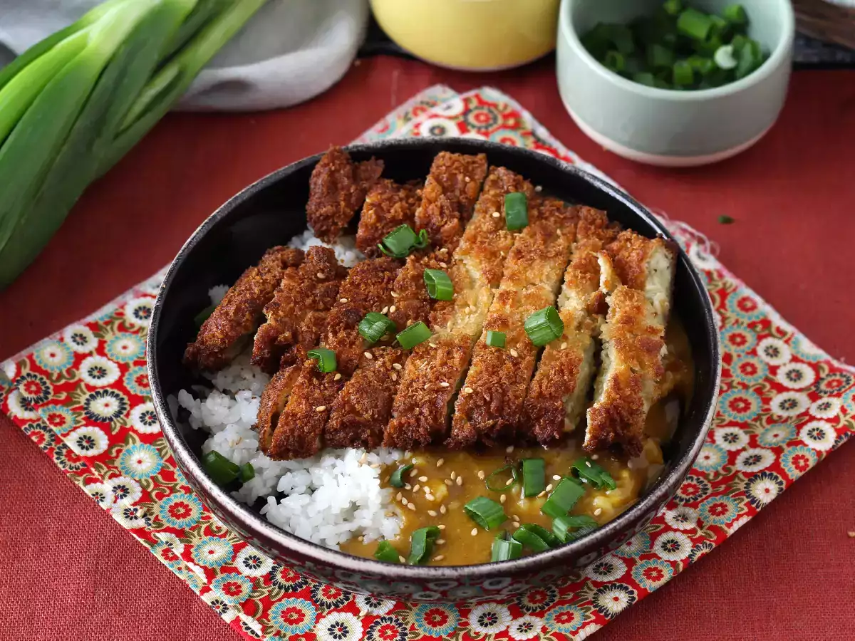 Recept Panírozott padlizsán panko zsemlemorzsával, katsu-stílusú japán curry, de vegetáriánusan