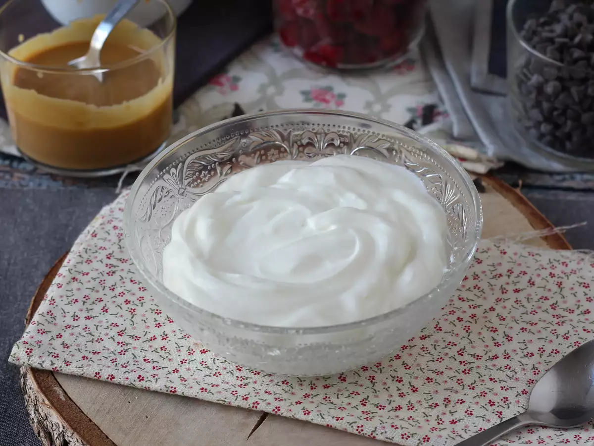 Recept Hogyan készítsünk házilag skyr-t? egy egyszerű és gazdaságos recept!
