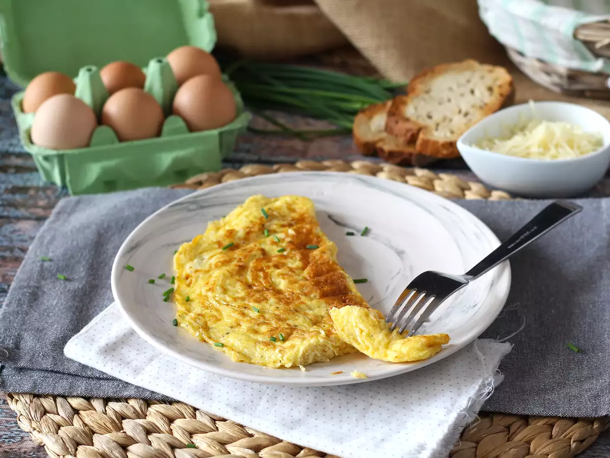 Recept Sajtos omlett, az expressz recept 5 perc alatt kész!