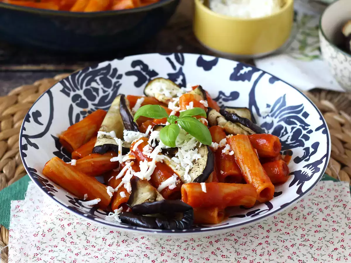 Recept Pasta siciliana padlizsánnal, az egyszerű és könnyű változat - pasta alla norma