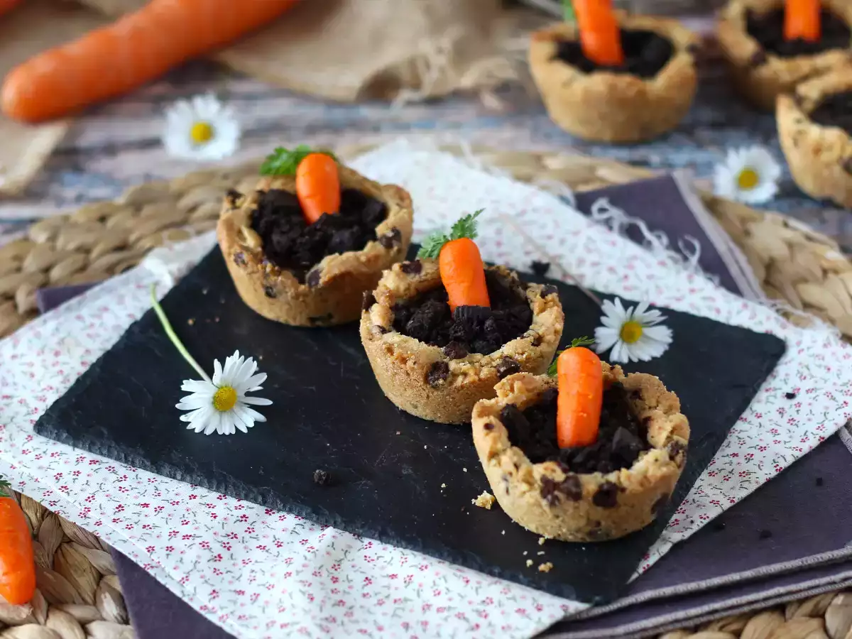 Recept Csokoládé ganache csokoládéval töltött süteményes csészék, répa pot stílusban