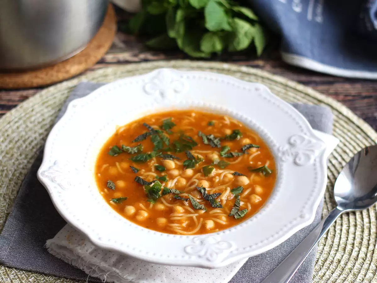 Recept Vegetáriánus chorba, egy ízletes és finom leves!