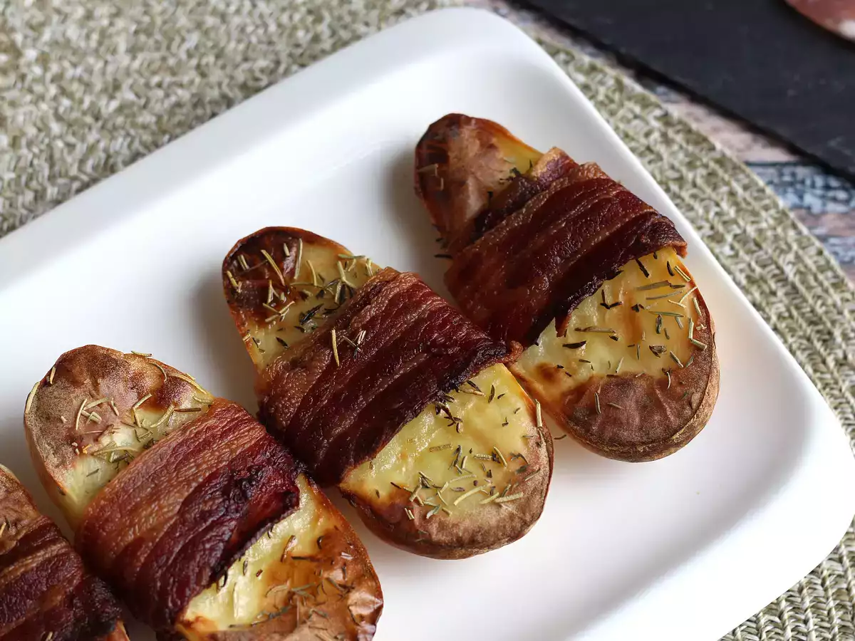 Recept Füstölt szalonnába tekert sült burgonya