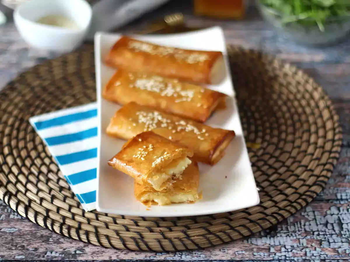 Recept Feta saganaki, a görög recept a feta-mézes ropogtatnivalókhoz