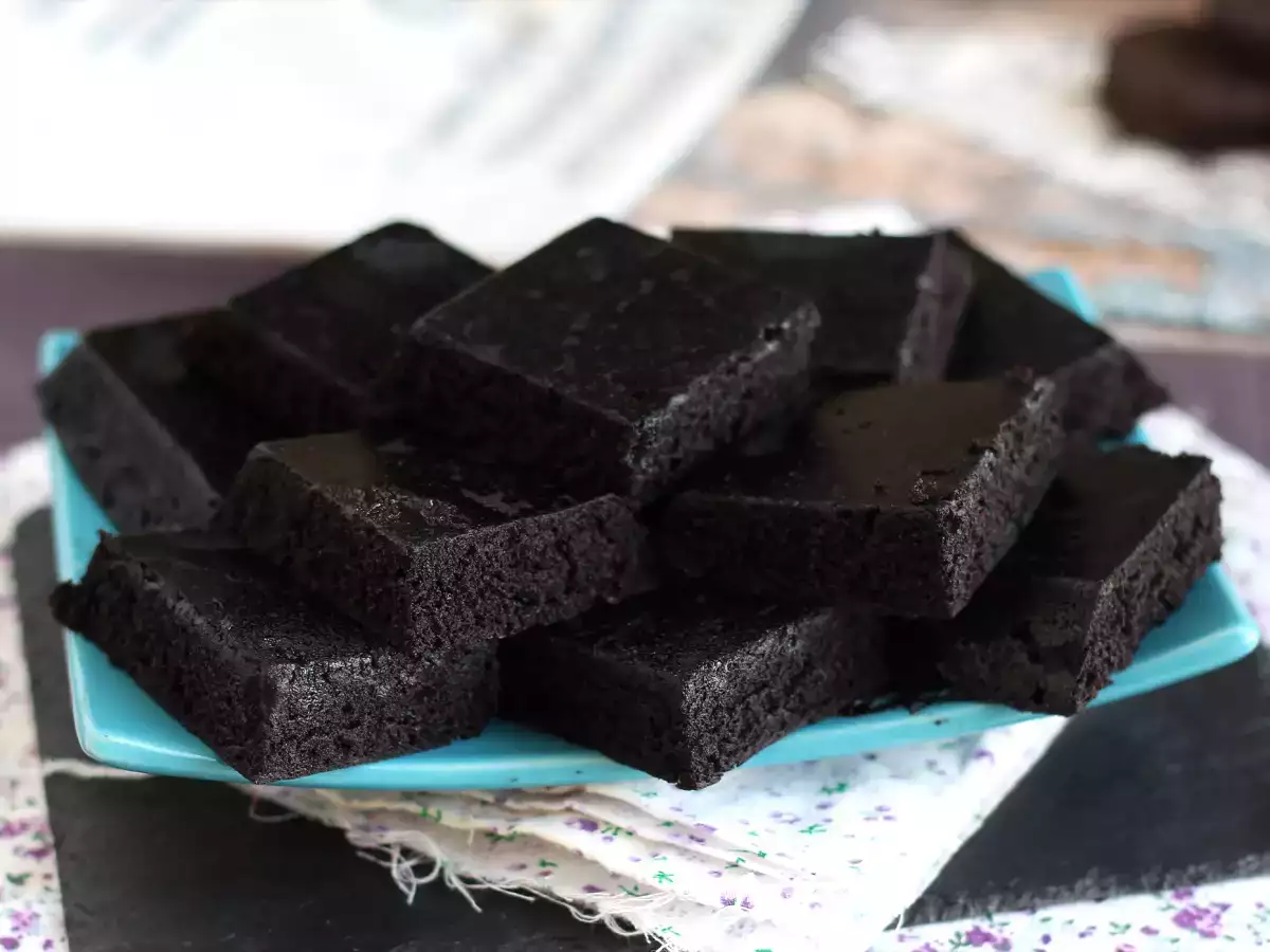 Recept Oreo torta mindössze 3 hozzávalóból, 6 perc alatt kész a mikróban!